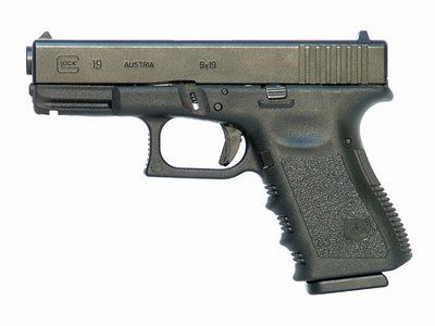 Glock 19 -   